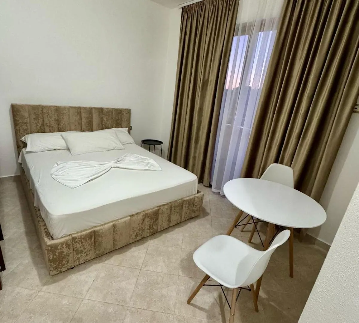 Hotel Ermi 스필 4*,  알바니아